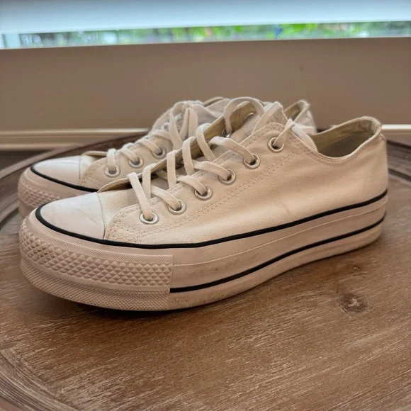 Converse Women's Chuck Taylor All Star Lift Platform - Picture 3 of 11